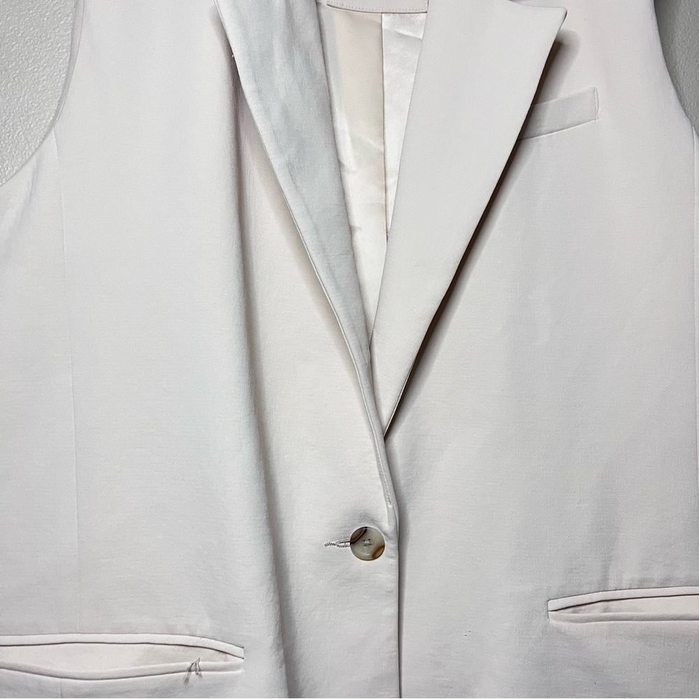 Abercrombie & Fitch Oversized Vest - Picture 6 of 12